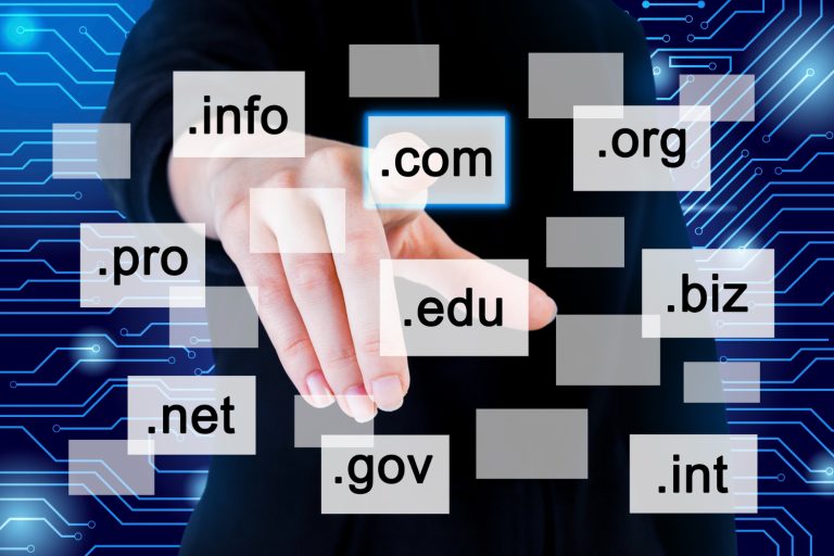 Convert localhost to domain name in Ubuntu